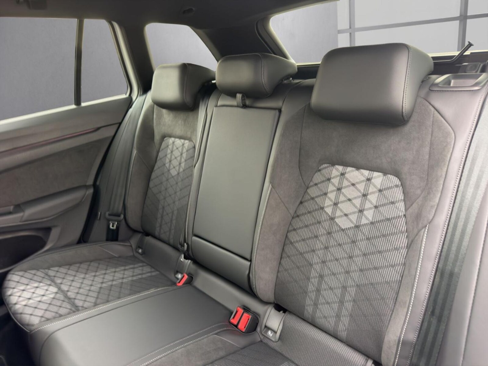 Volkswagen Golf Variant – Bild 10