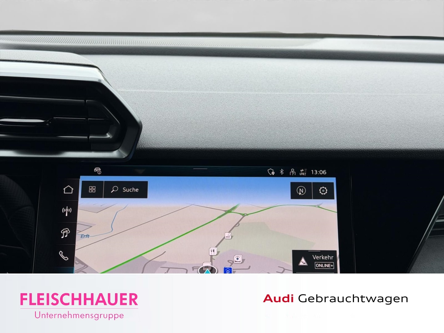 Bild über Audi RS 3 Sportback TFSI quattro 294 kW S tronic - für weitere Informationen kontaktieren Sie den Audi Partner