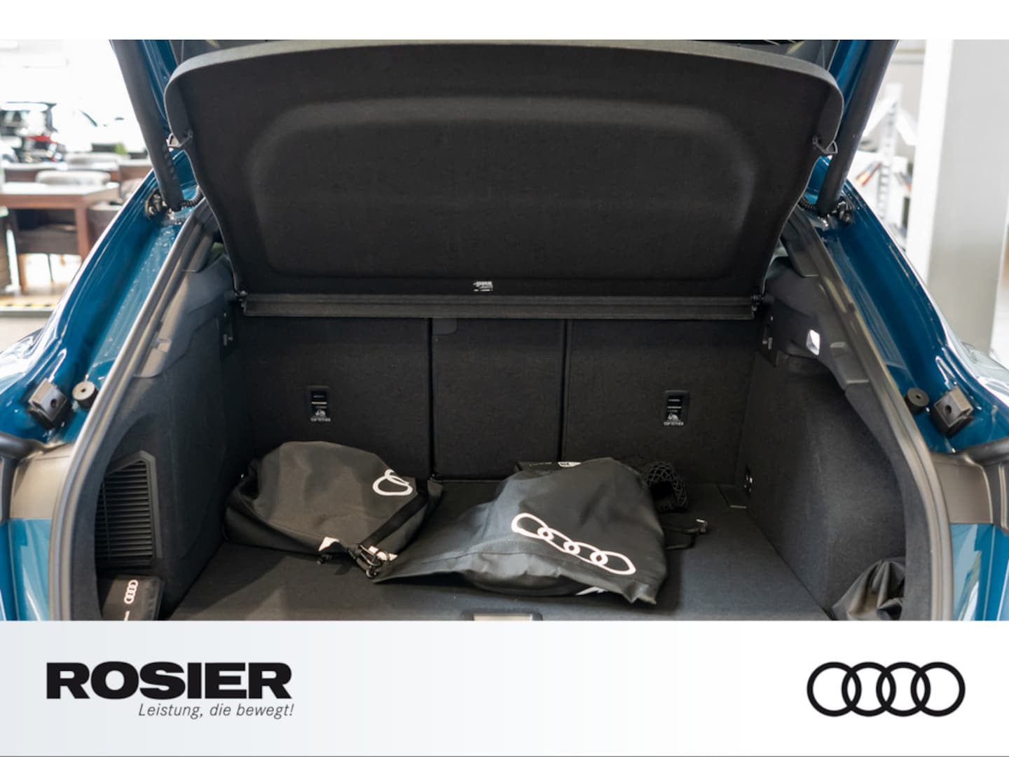 Bild über Audi Q3 Sportback e-hybrid e-hybrid 200 kW S tronic - für weitere Informationen kontaktieren Sie den Audi Partner