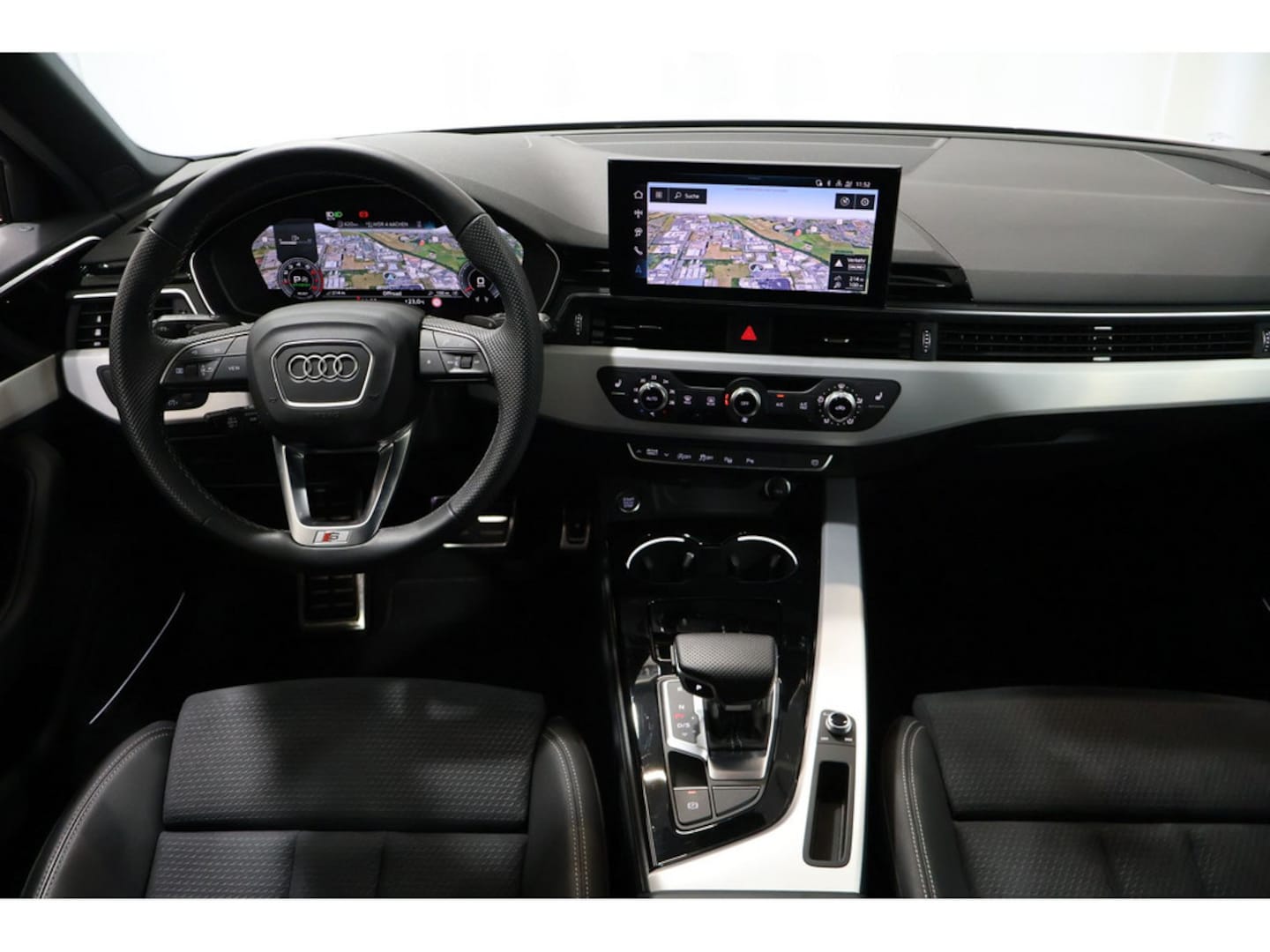 Bild über Audi A4 Avant S line 40 TFSI S tronic - für weitere Informationen kontaktieren Sie den Audi Partner