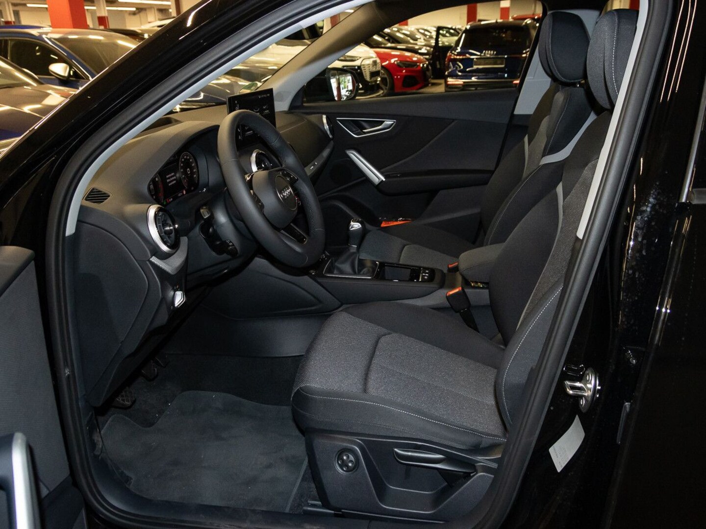Bild über Audi Q2 30 TFSI Schaltgetriebe - für weitere Informationen kontaktieren Sie den Audi Partner