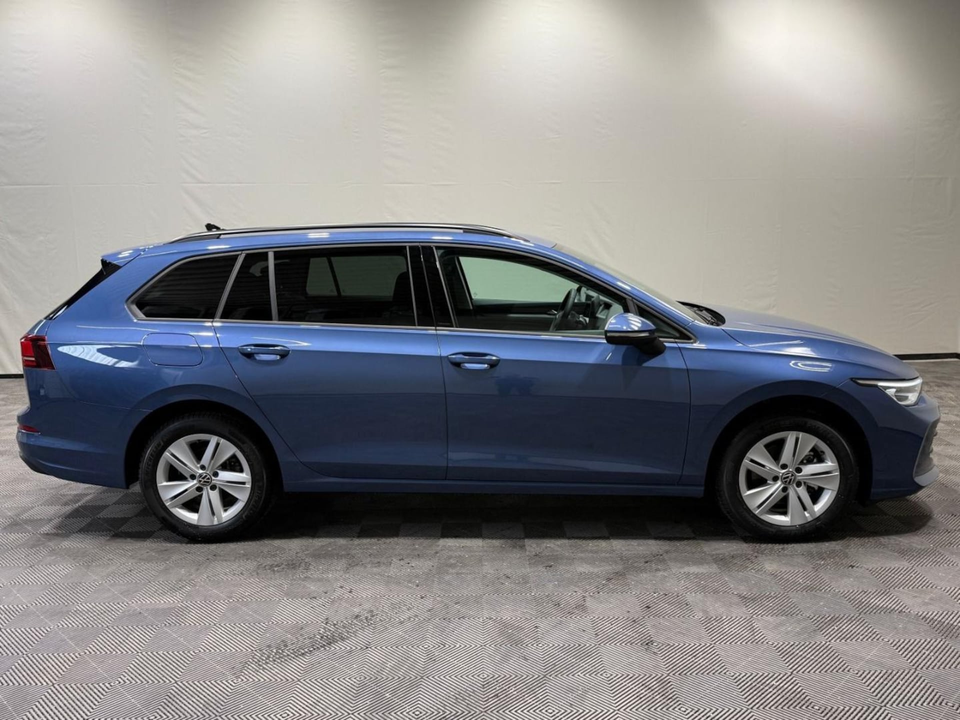 Volkswagen Golf Variant Life