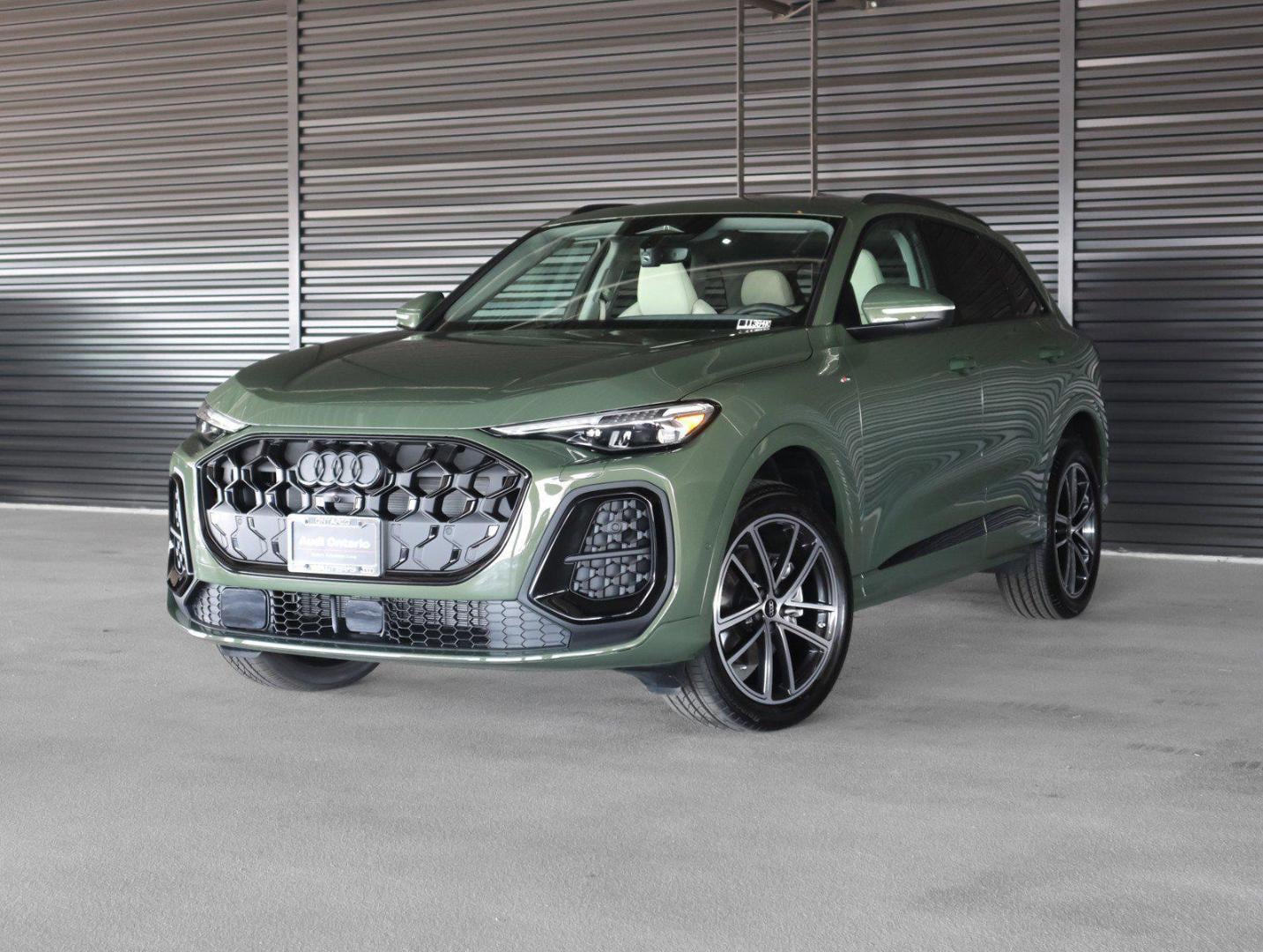 2026 Audi Q5 Premium Plus quattro's photo