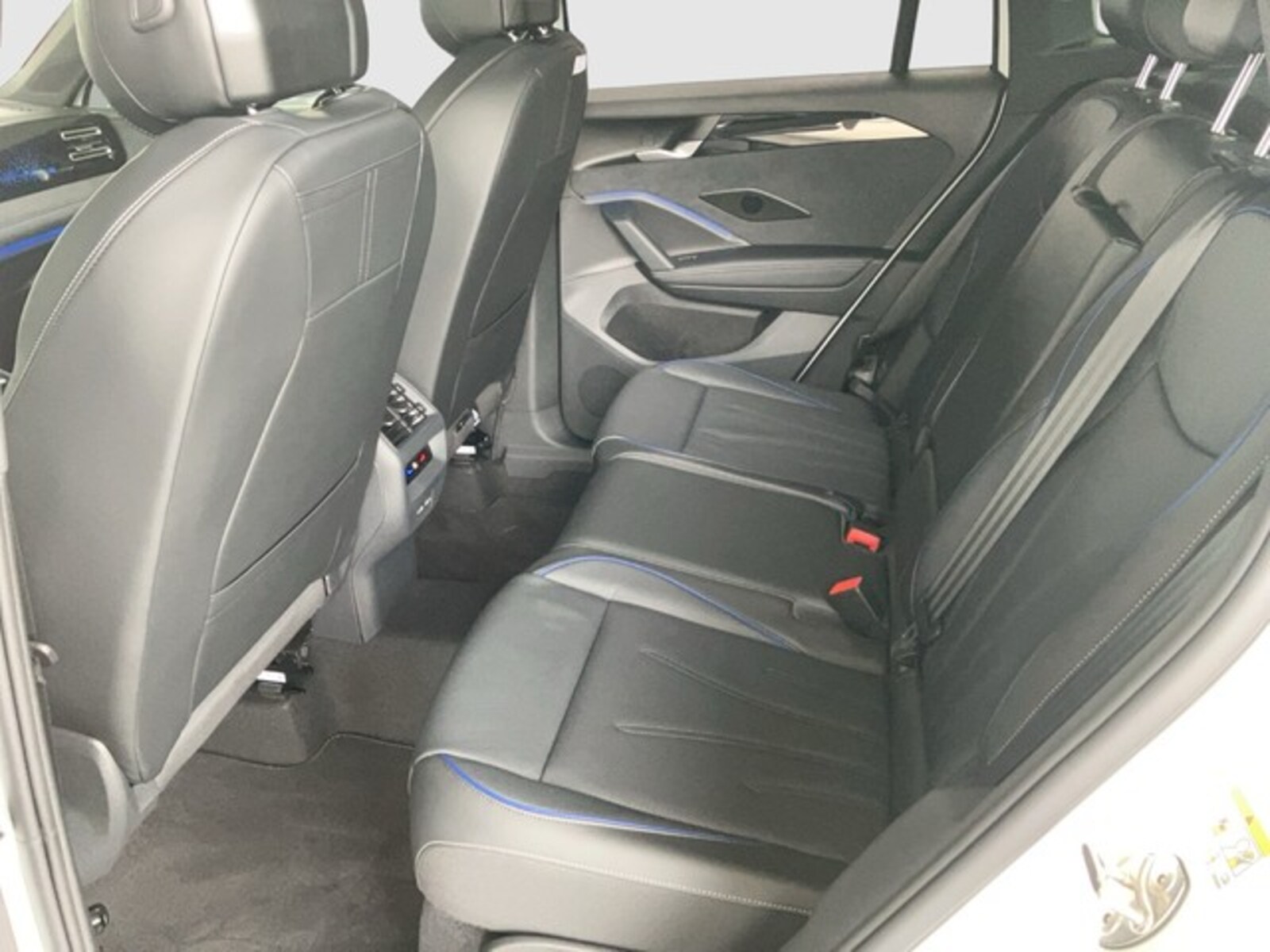 Volkswagen Tiguan – Bild 11