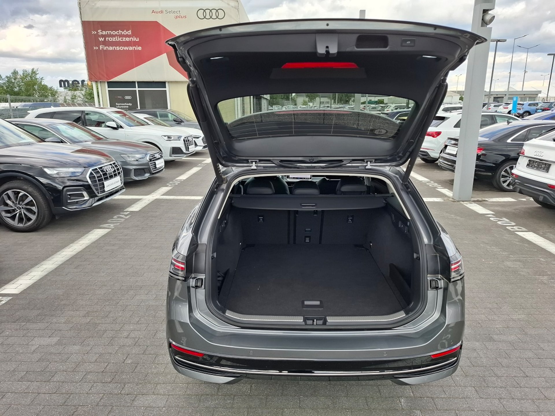 Volkswagen Passat Elegance