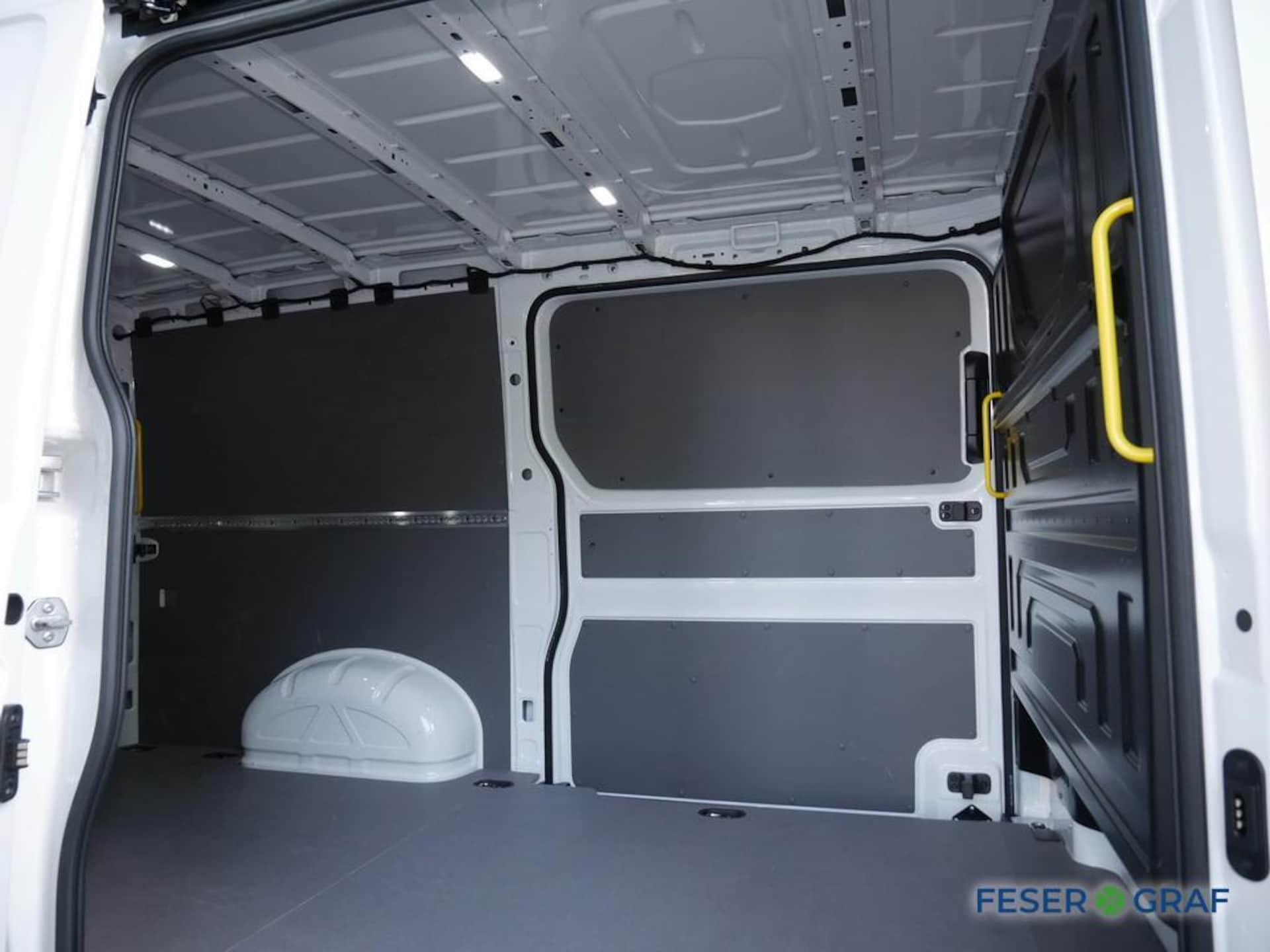 Volkswagen Crafter Kasten mittlerer Radstand