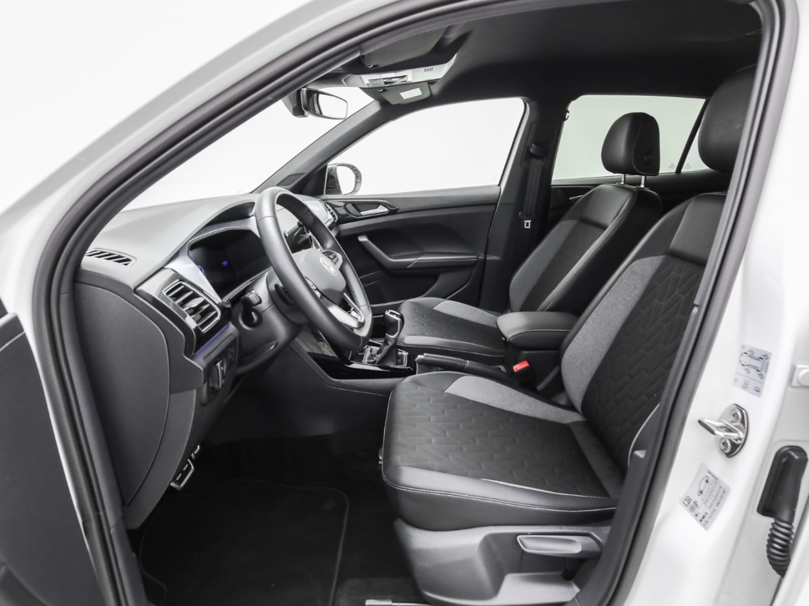 Volkswagen T-Cross – Bild 6