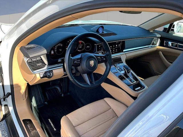 2023 Porsche Panamera