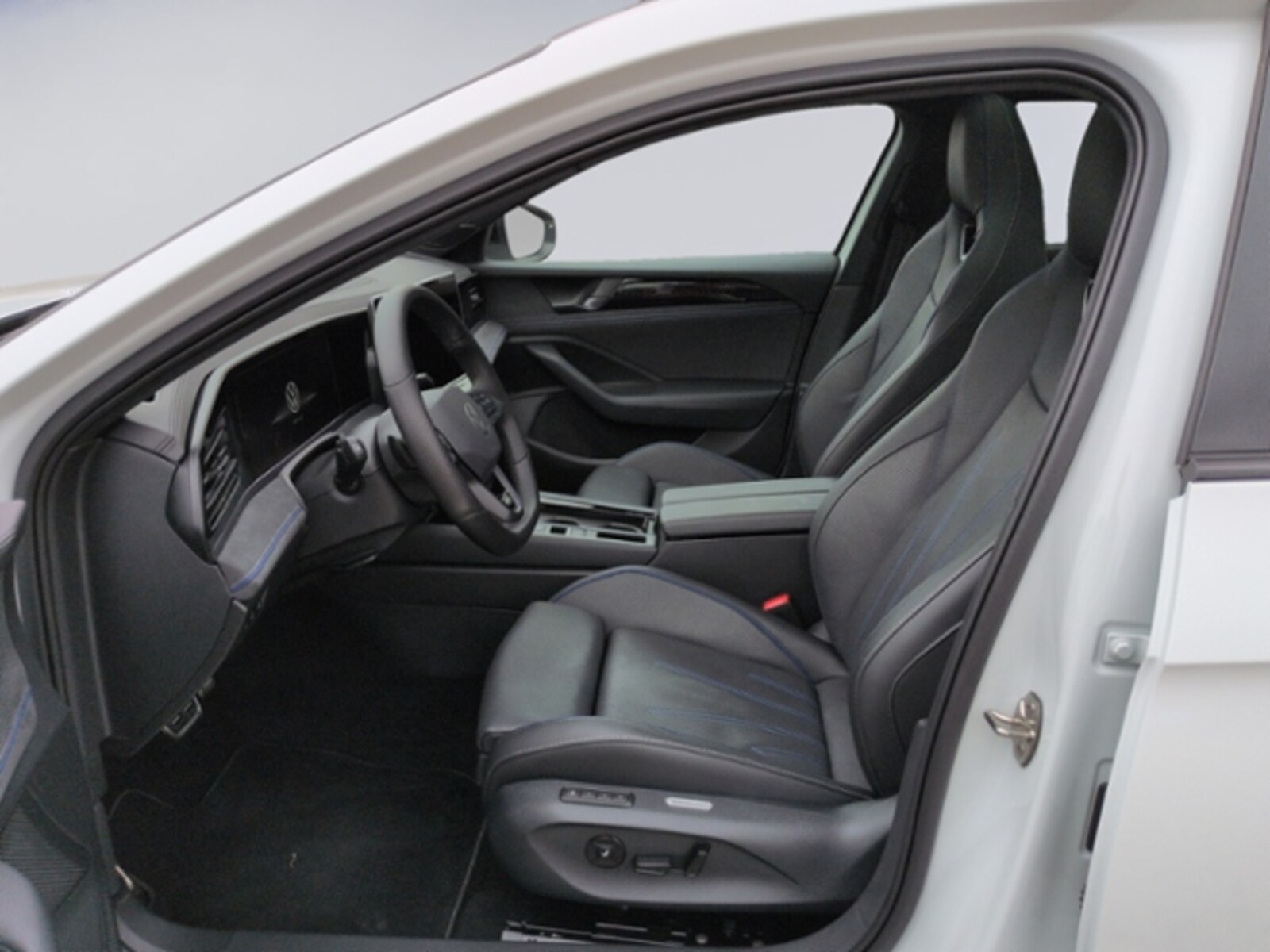 Volkswagen Passat – Bild 13