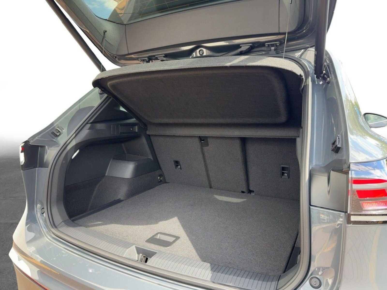 Volkswagen Tiguan – Bild 8