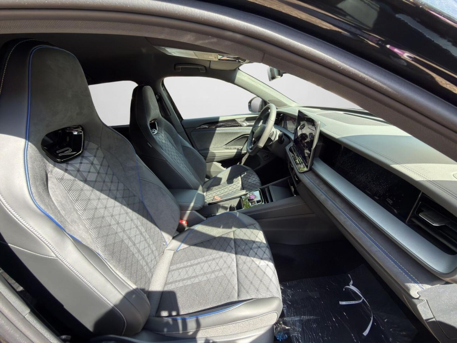 Volkswagen Tayron – Bild 4
