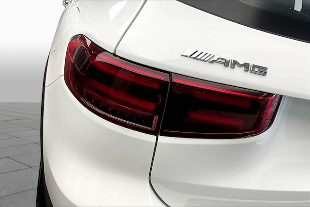 2026 Mercedes-Benz GLB AMG GLB 35 - Photo 28