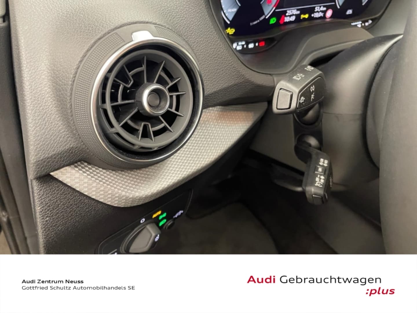 Bild über Audi Q2 advanced 30 TFSI Schaltgetriebe - für weitere Informationen kontaktieren Sie den Audi Partner