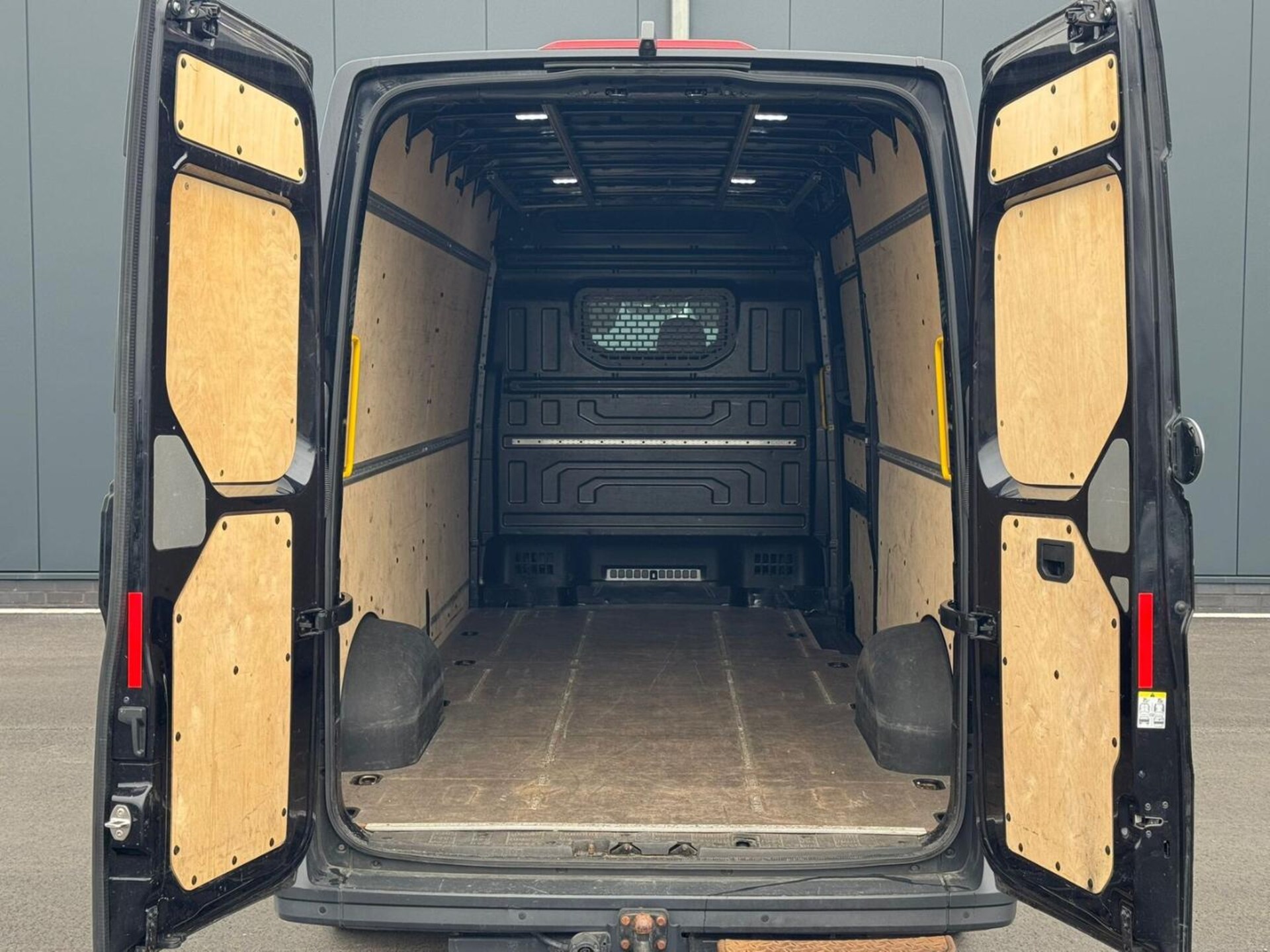 Volkswagen Crafter Kasten langer Radstand