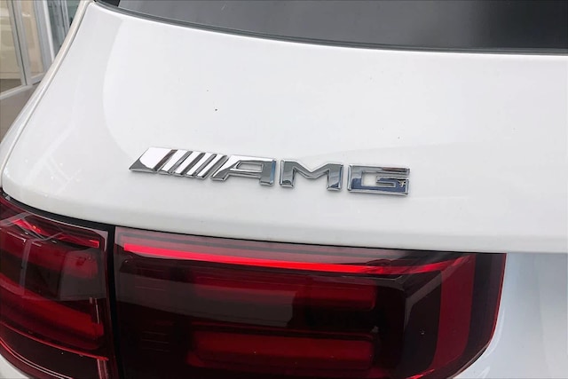 2026 Mercedes-Benz GLB AMG GLB 35 - Photo 33