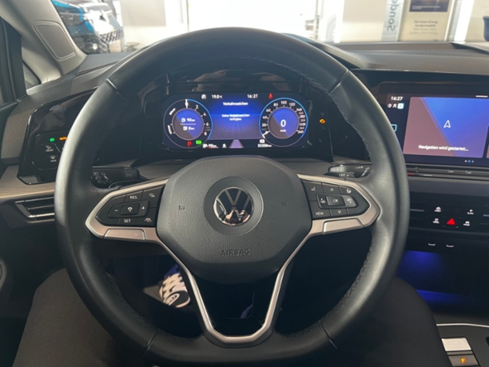 Volkswagen Golf Style