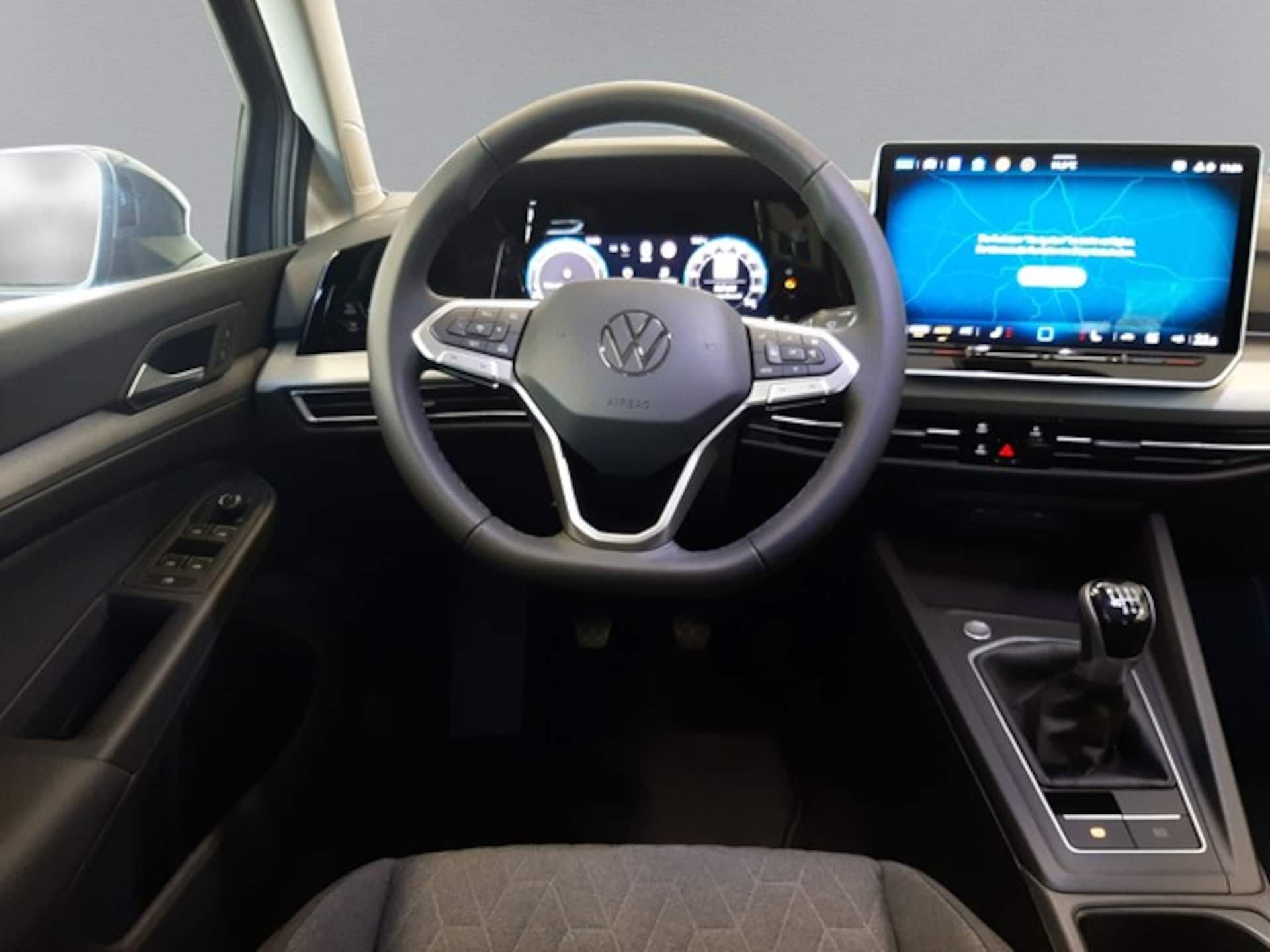 Volkswagen Golf Variant Life