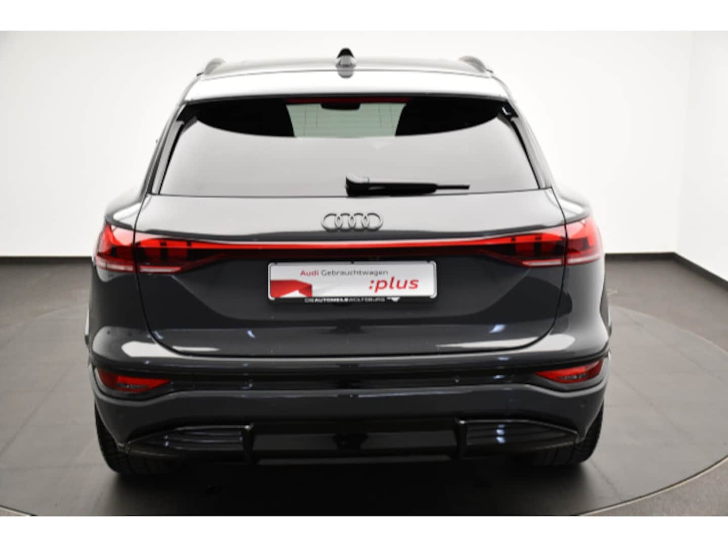 Bild über Audi Q6 SUV e-tron e-tron performance - für weitere Informationen kontaktieren Sie den Audi Partner