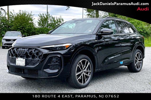 2026 Audi Q5 Premium Plus quattro's photo