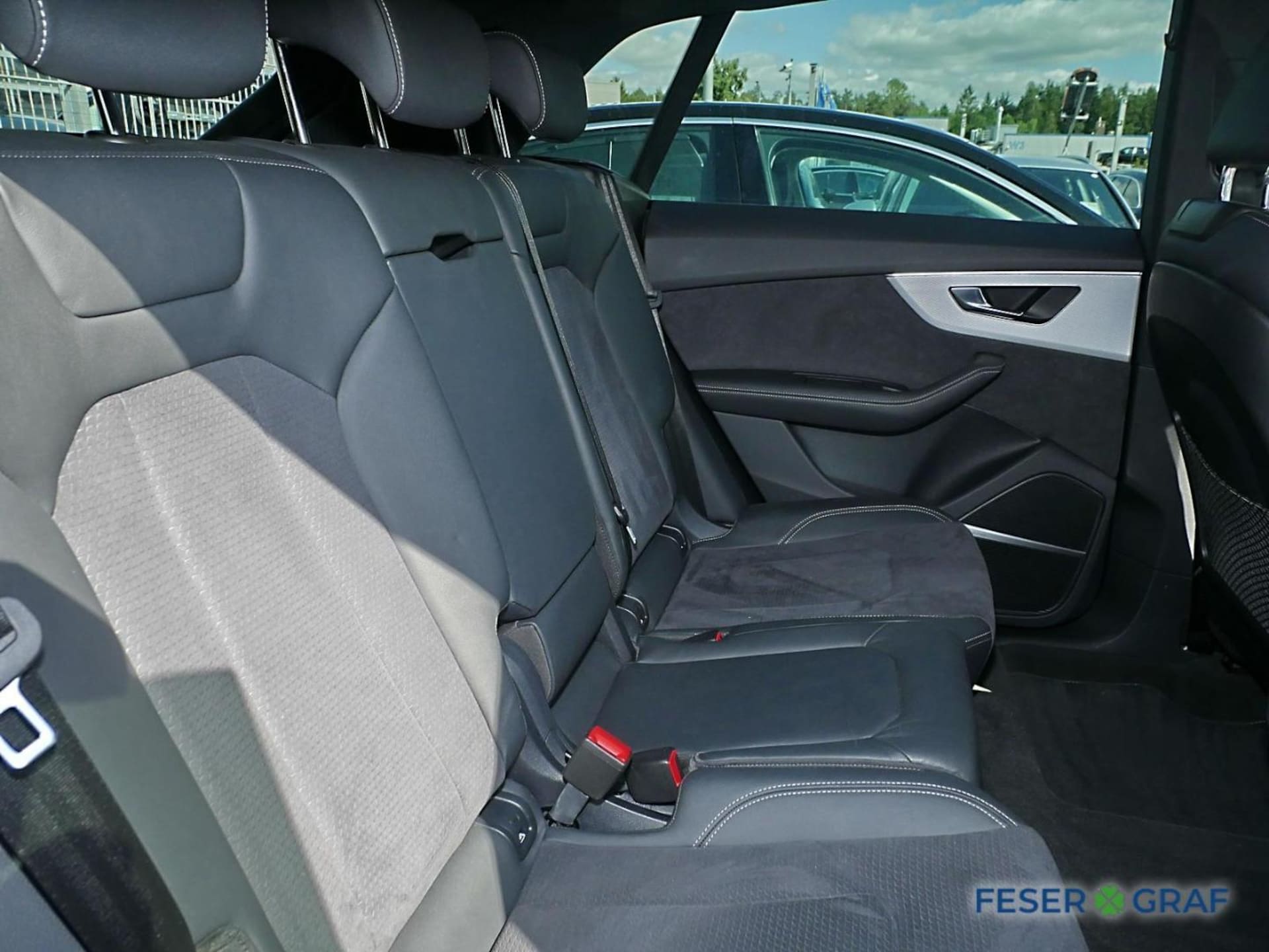 Audi SQ8 SUV