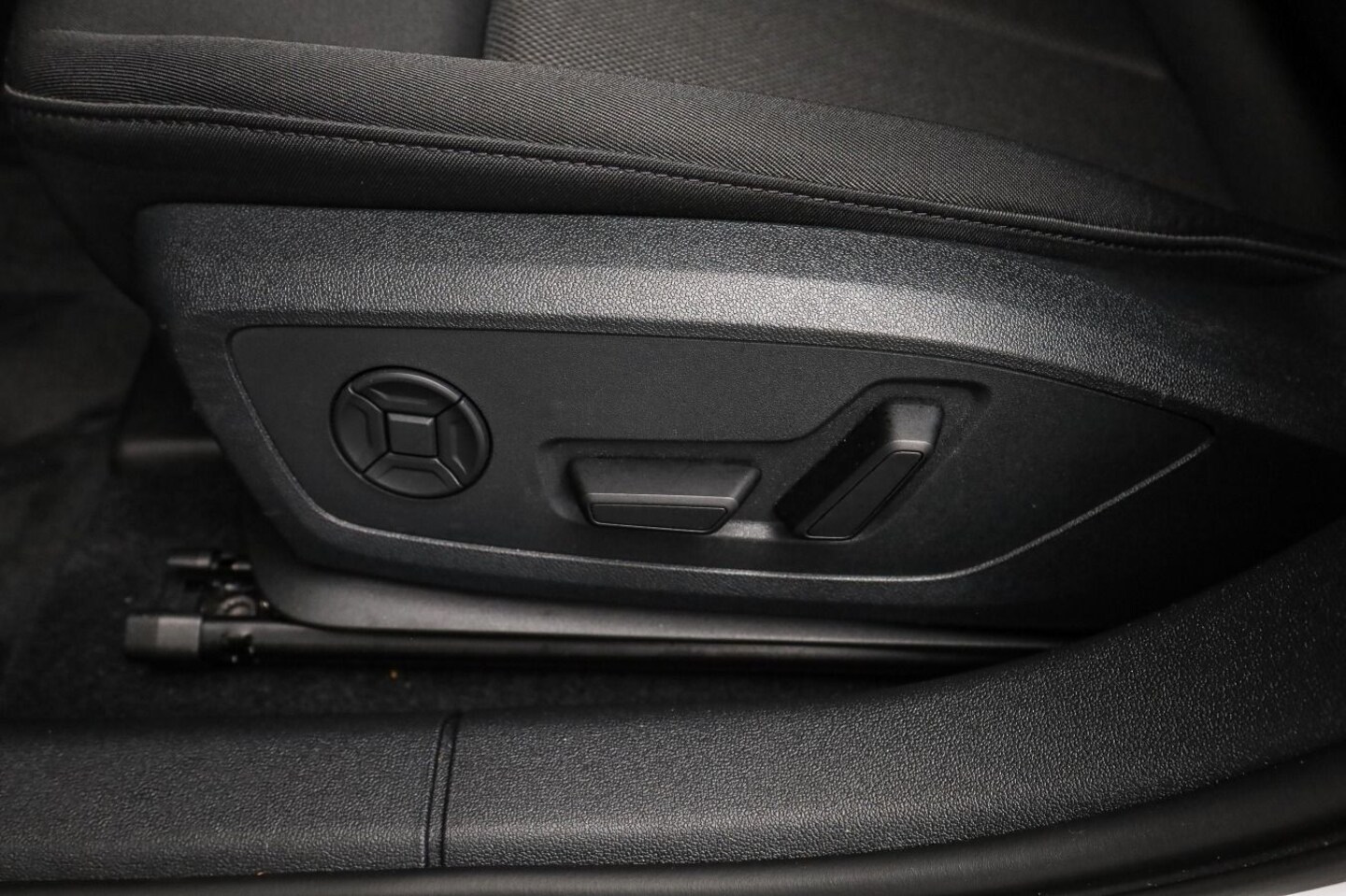 Bild über Audi A3 Sportback advanced 30 TFSI S tronic - für weitere Informationen kontaktieren Sie den Audi Partner