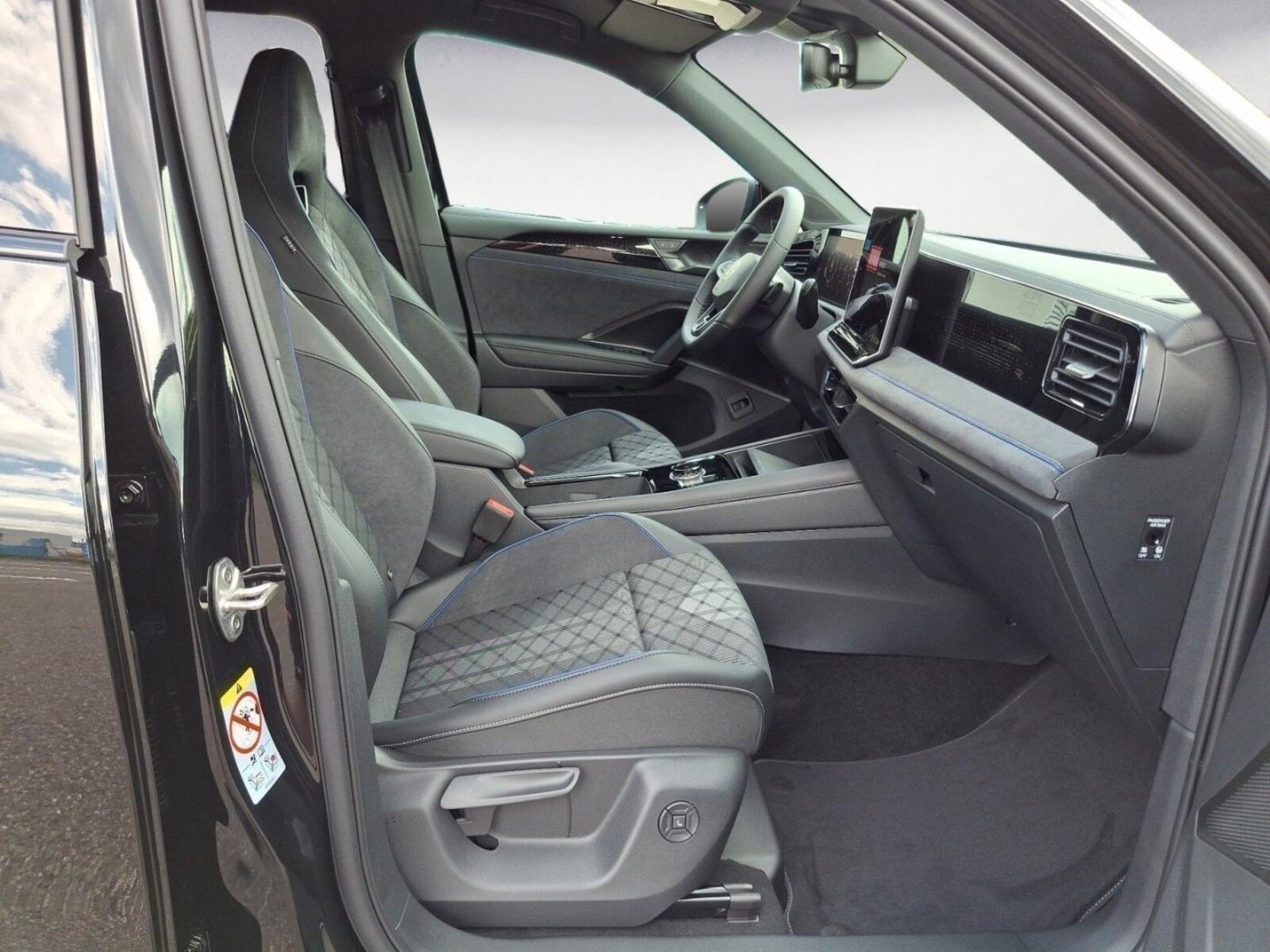 Volkswagen Tiguan – Bild 12