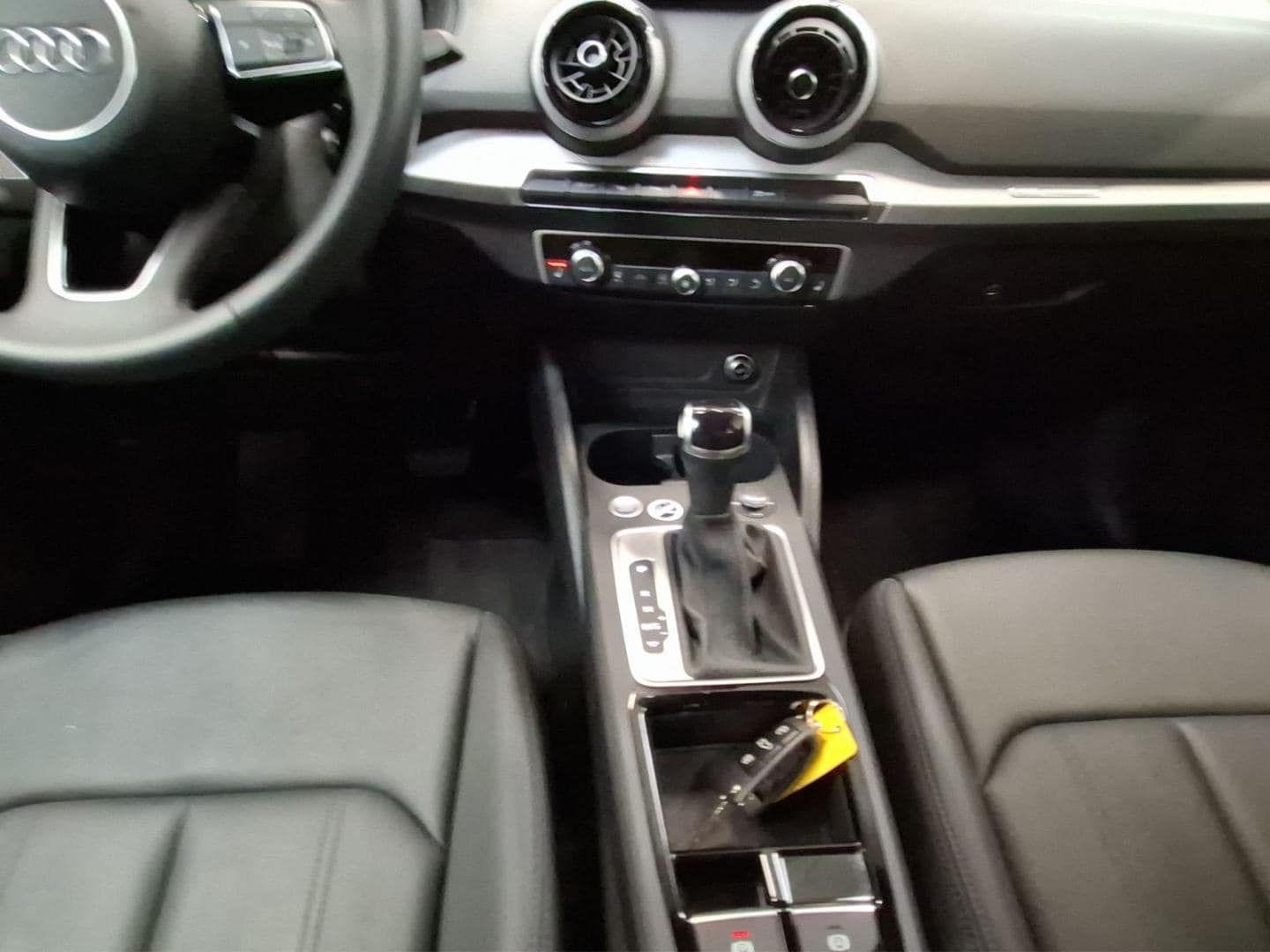 Bild über Audi Q2 S line 35 TFSI S tronic - für weitere Informationen kontaktieren Sie den Audi Partner