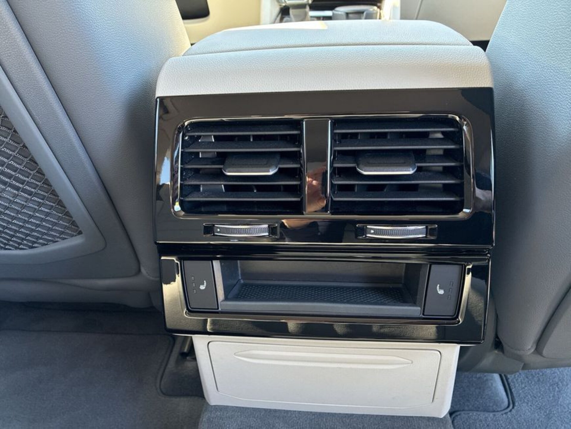 Volkswagen Touareg Basis-Modell