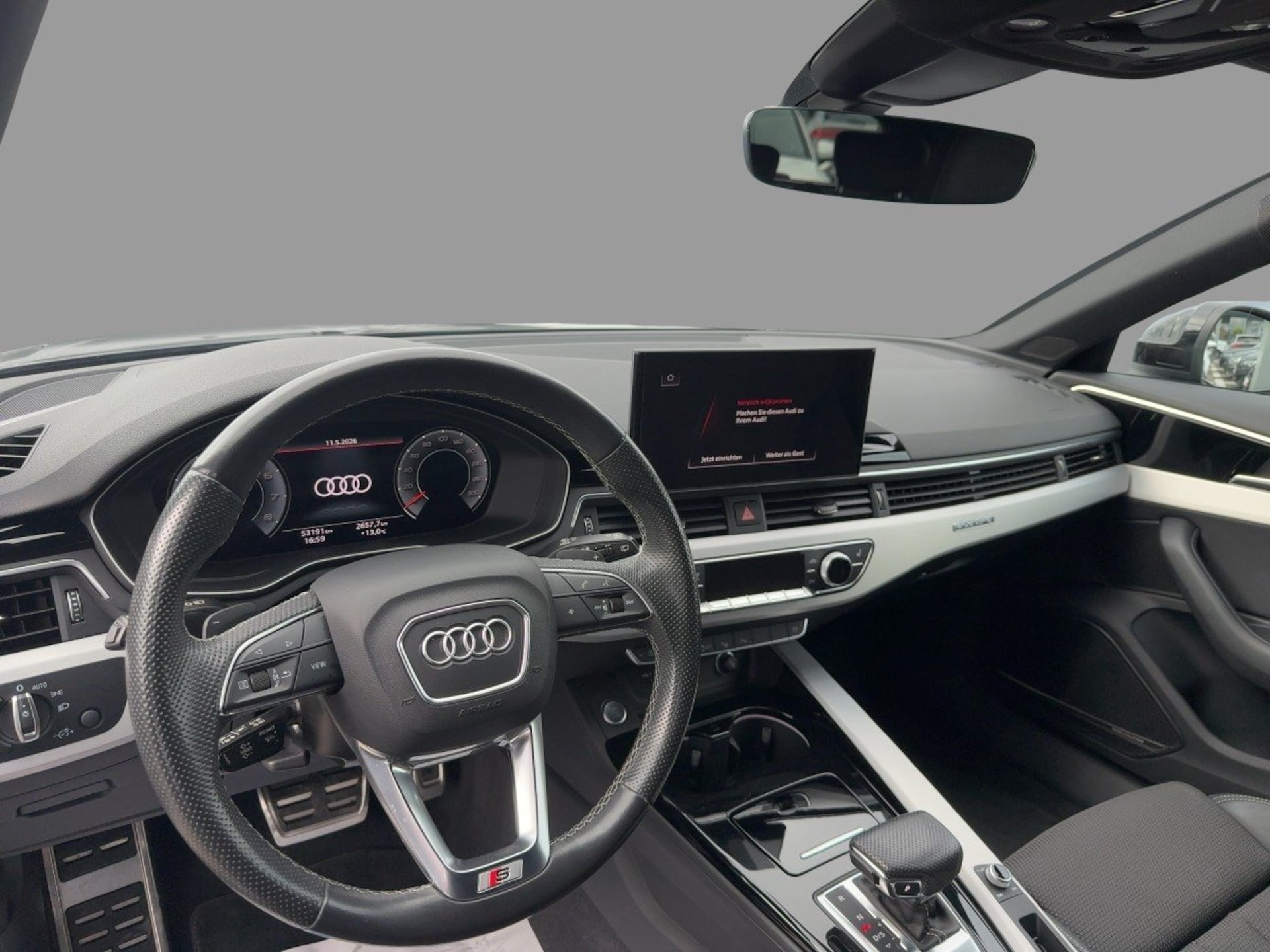 Audi A4 Avant S line