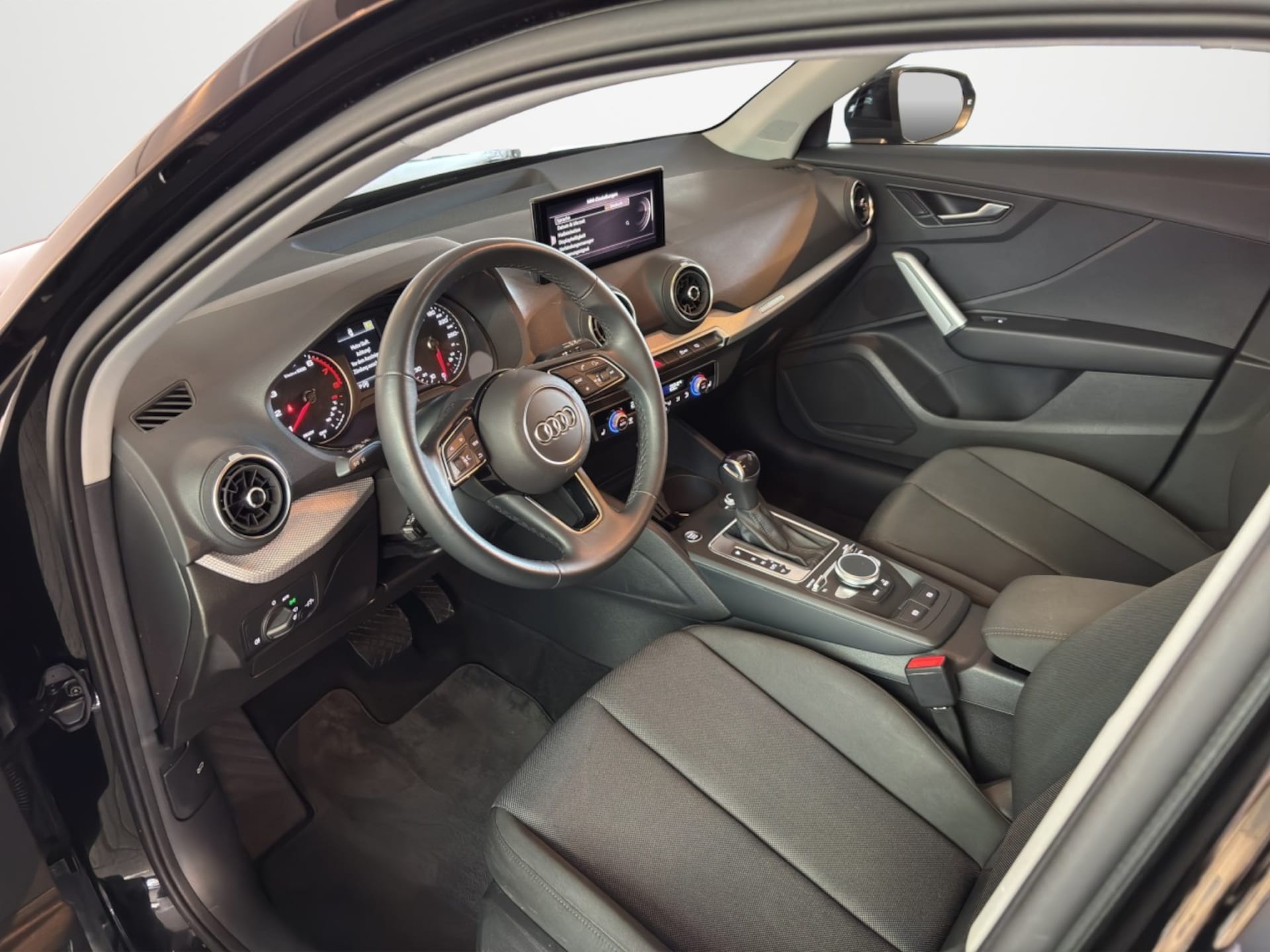 Audi Q2 Advanced