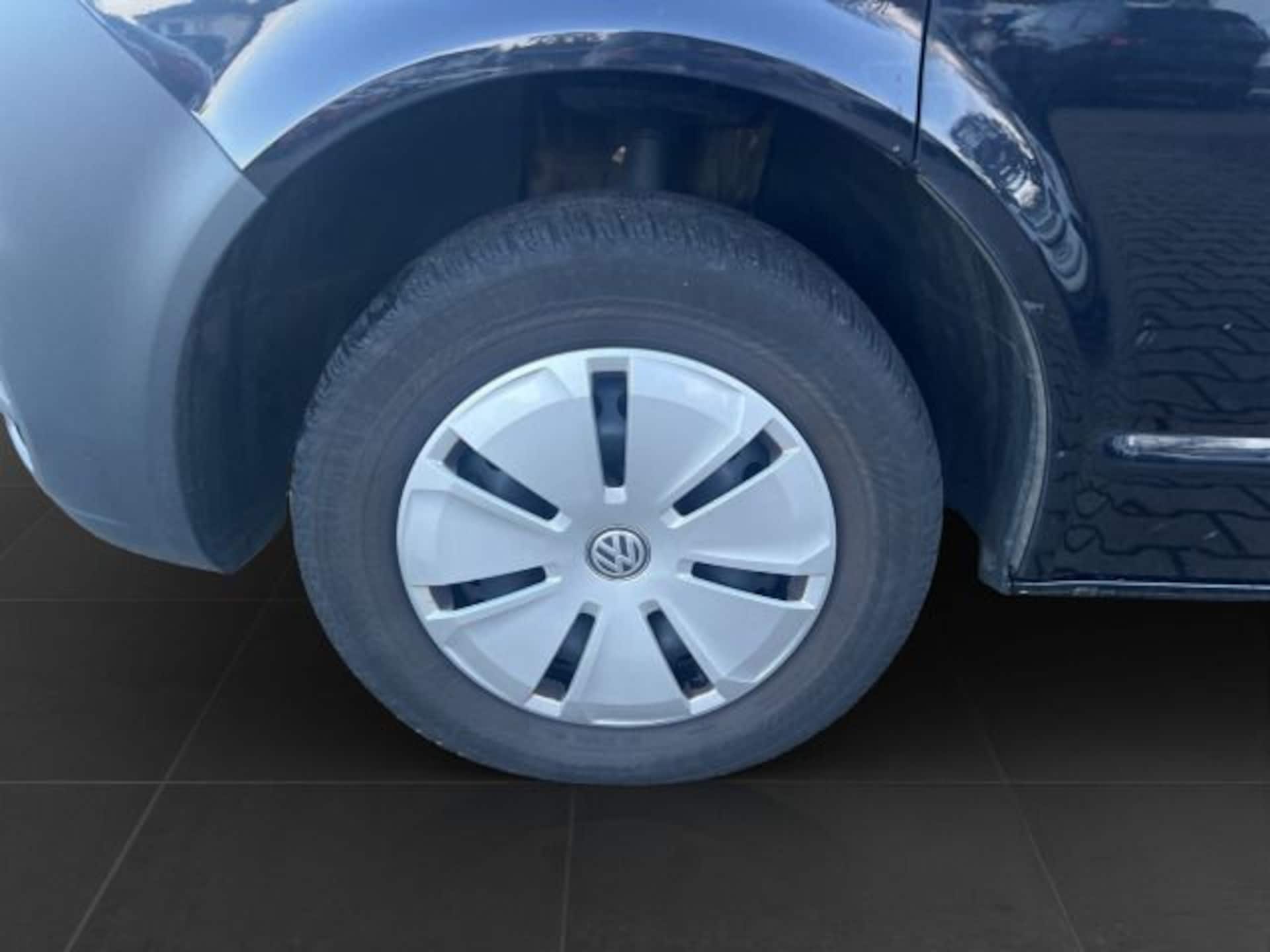Volkswagen T6.1 Caravelle langer Radstand Trendline