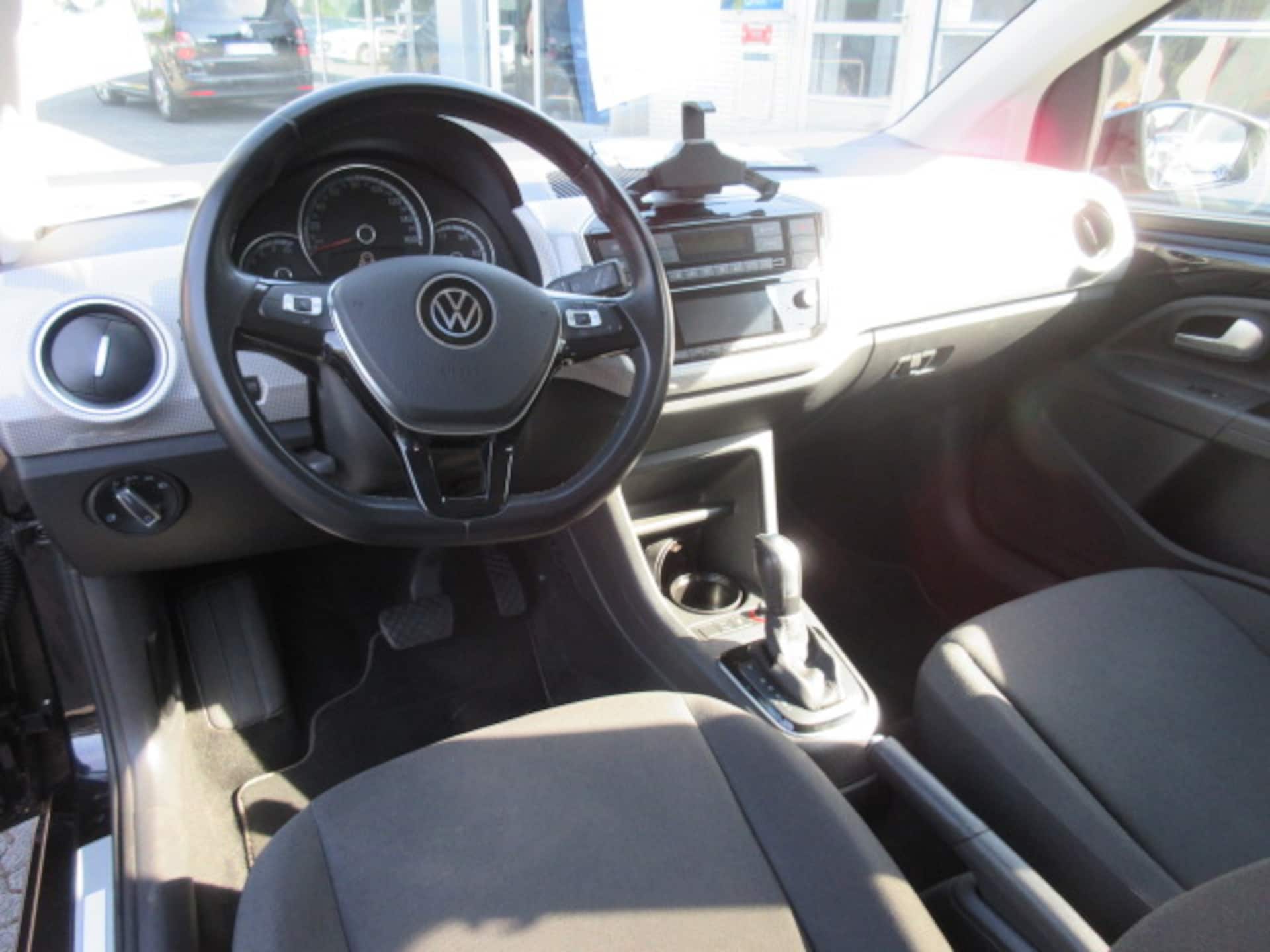 Volkswagen e-up! "Max"