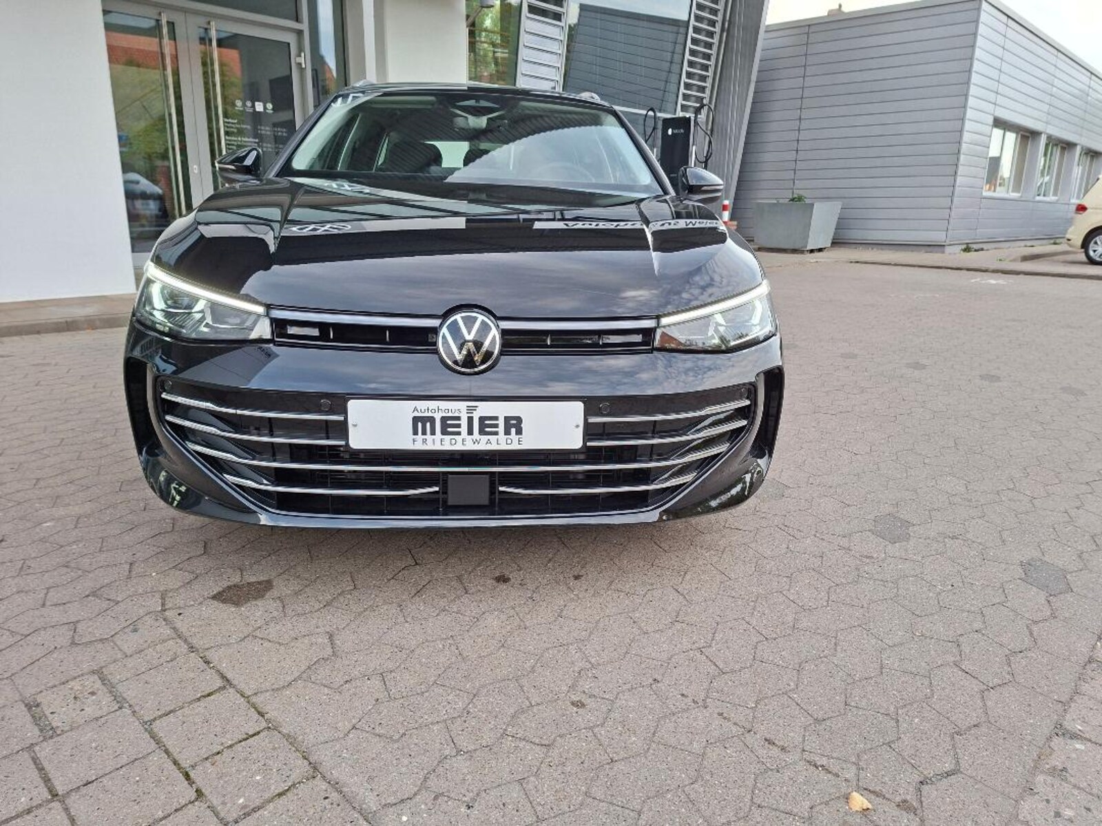 Volkswagen Passat – Bild 2