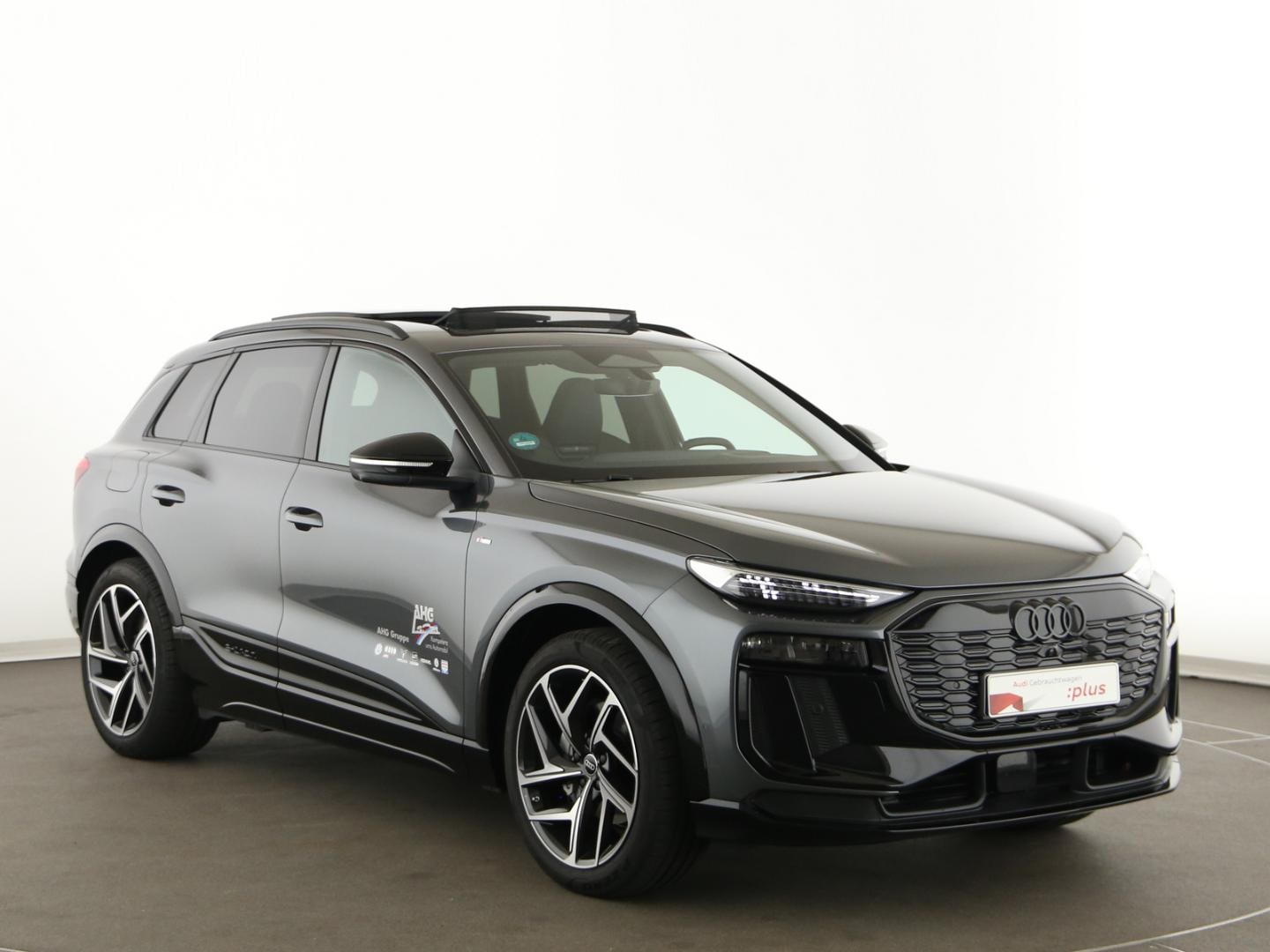 Bild über Audi Q6 SUV e-tron S line business e-tron quattro 315 kW - für weitere Informationen kontaktieren Sie den Audi Partner