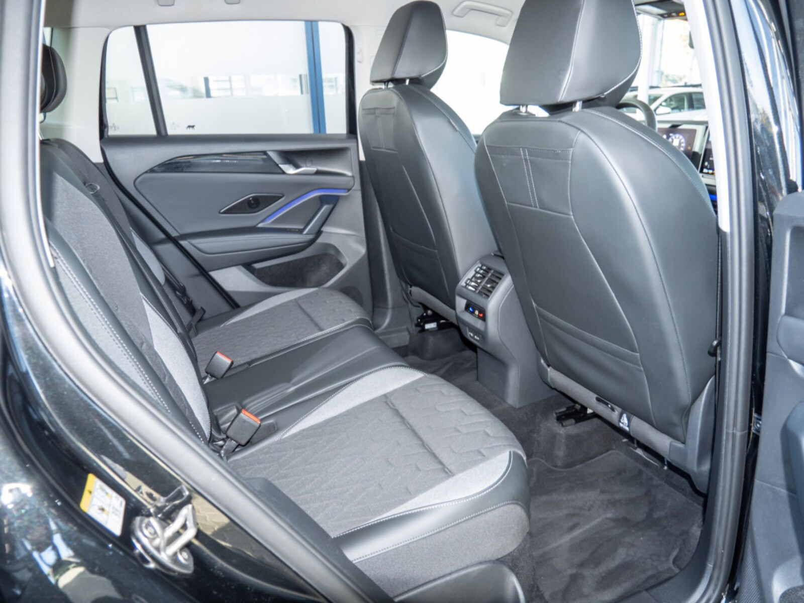 Volkswagen Tiguan – Bild 7