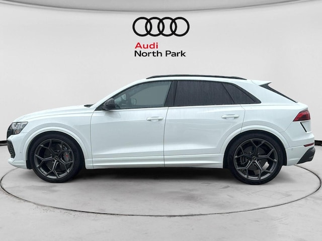 2026 Audi RS Q8 SUV performance