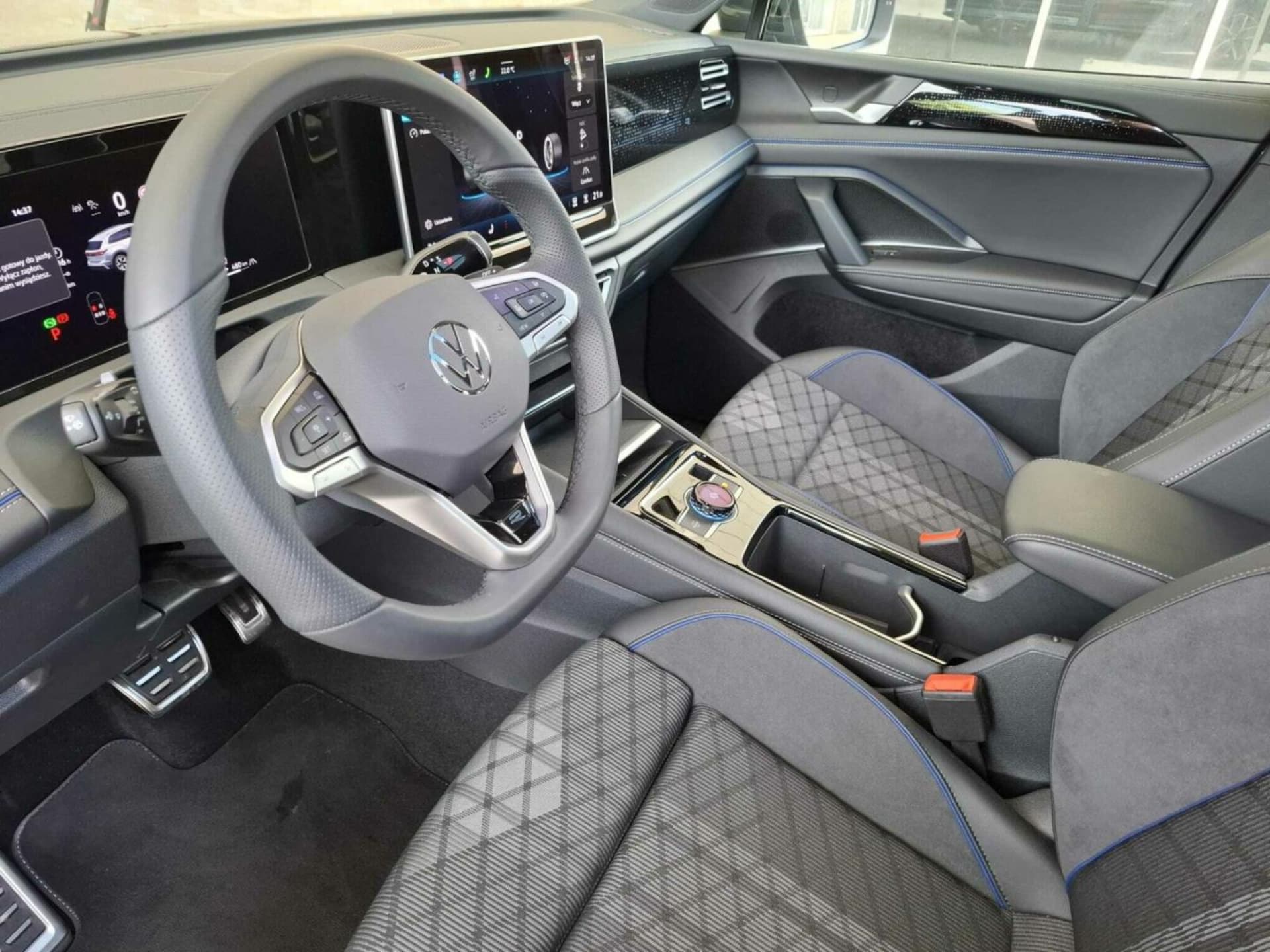 Volkswagen Tiguan R-Line Plus