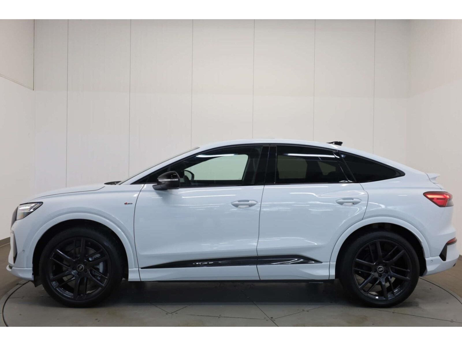 Audi Q4 Sportback e-tron – Bild 5
