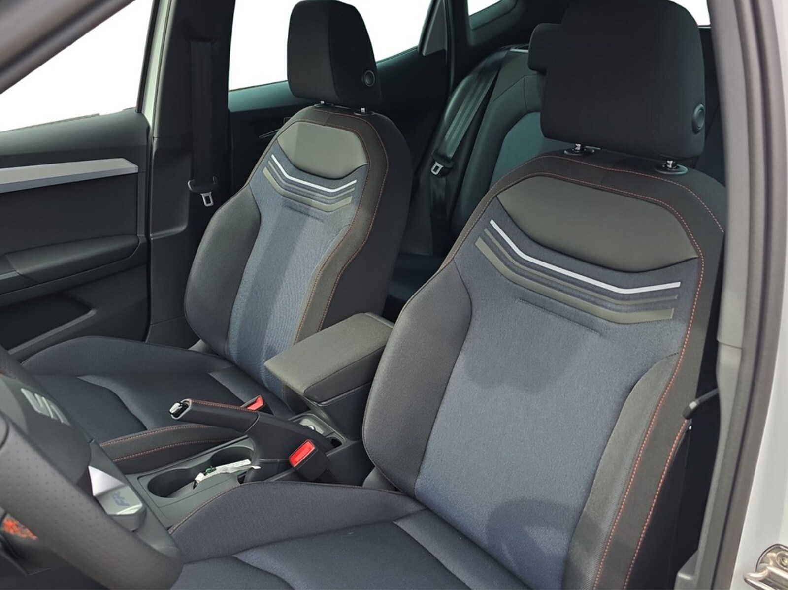 SEAT Arona – Bild 12