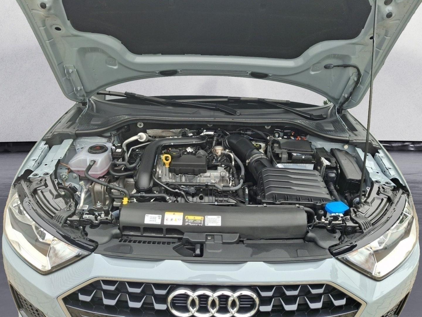 Bild über Audi A1 Sportback advanced 30 TFSI Schaltgetriebe - für weitere Informationen kontaktieren Sie den Audi Partner
