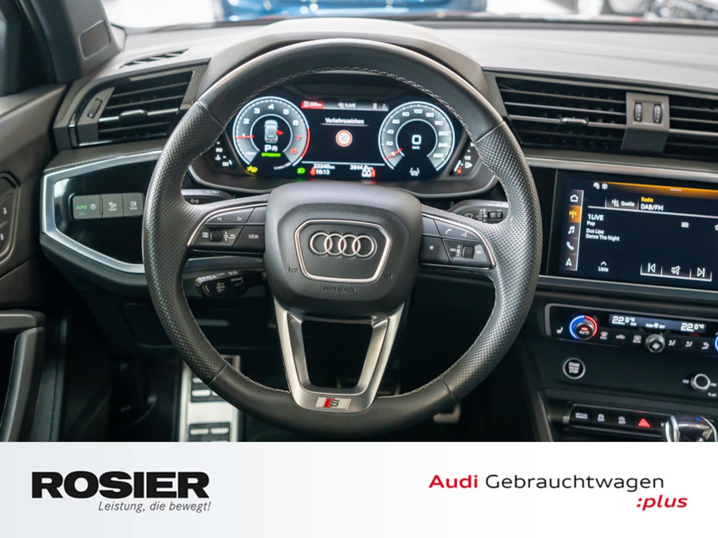 Bild über Audi Q3 S line 35 TFSI S tronic - für weitere Informationen kontaktieren Sie den Audi Partner