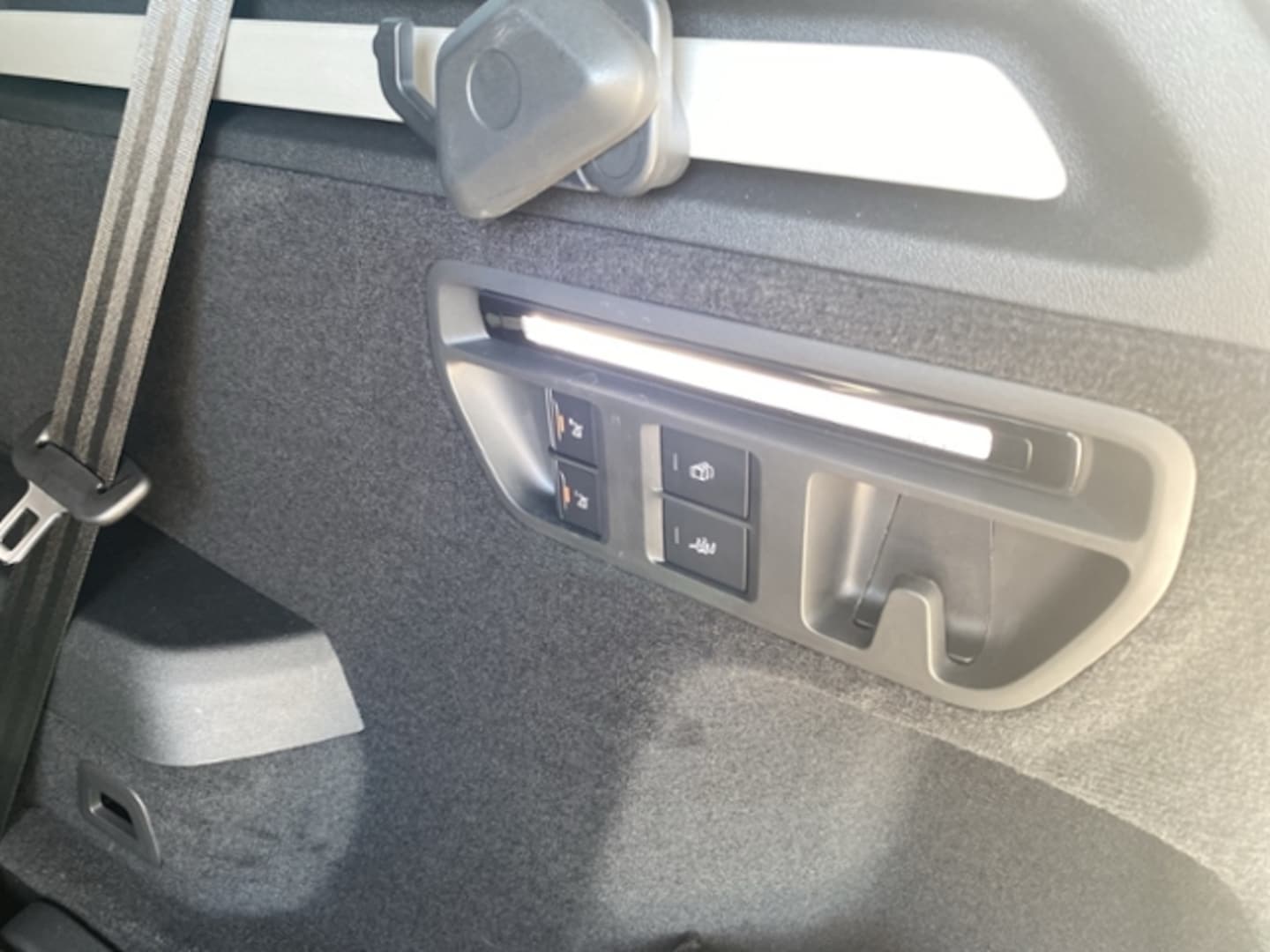 Bild über Audi Q7 SUV TDI quattro 220 kW tiptronic - für weitere Informationen kontaktieren Sie den Audi Partner
