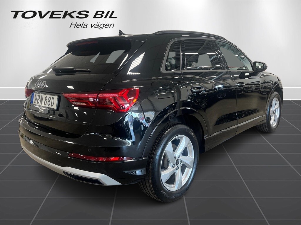 Bild som visar&nbsp;Audi Q3&nbsp;Q3 35 TFSI advanced 150 hk S tronic - för mer information kontakta din Audi Partner