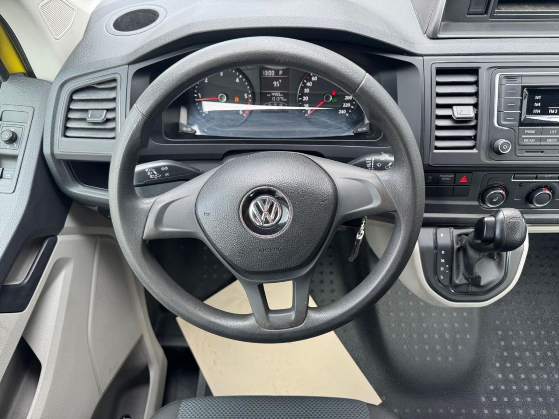 Volkswagen T6 Transporter Doppelkabine langer Radstand SC
