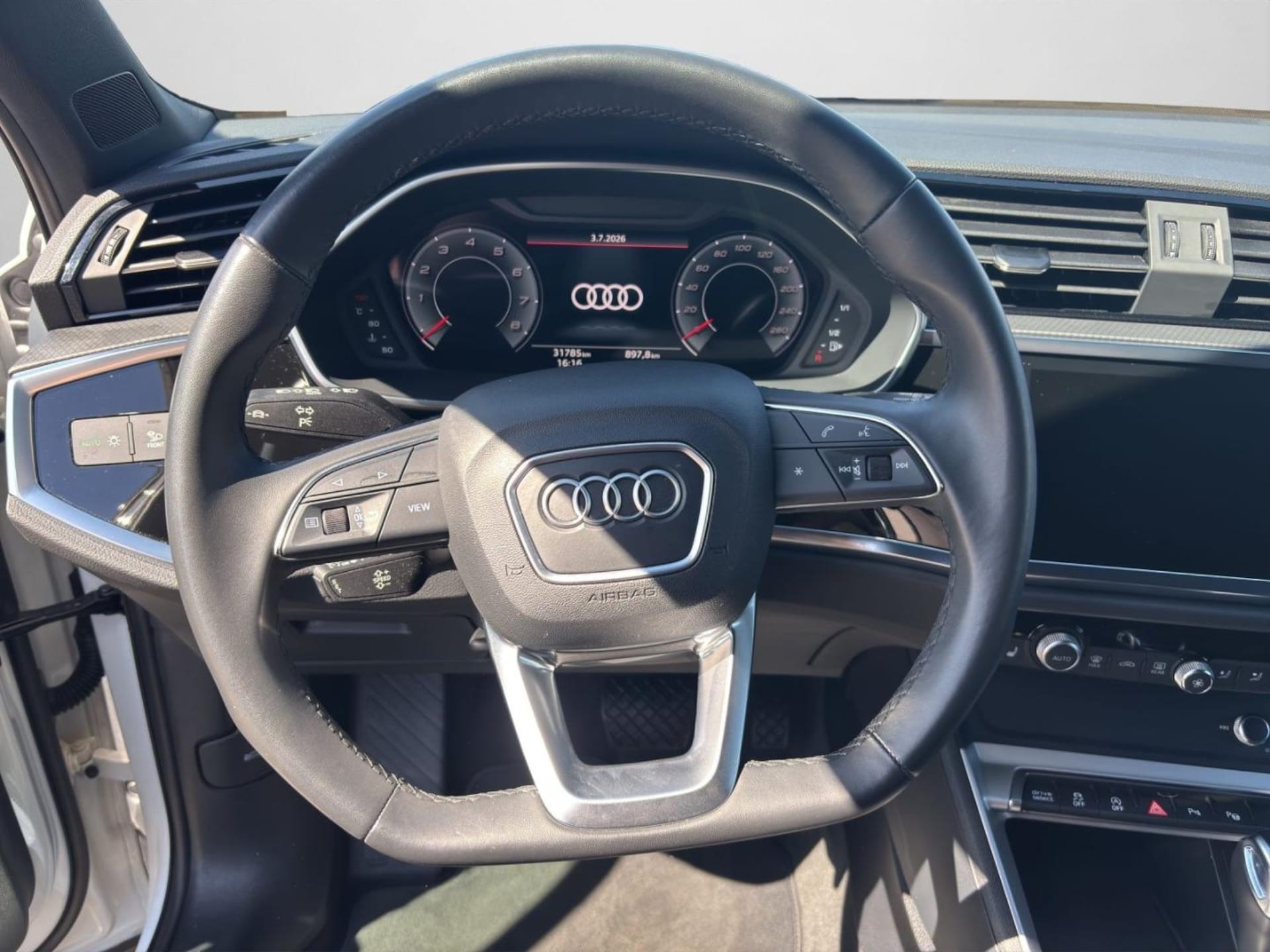 Audi Q3 Sportback S line
