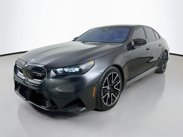2025 BMW M5