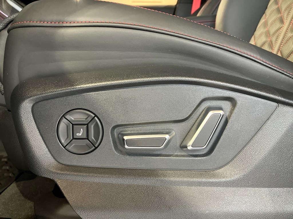Image about Audi Q7 SUV Q7 SUV 50 TDI quattro S line 286 hk tiptronic
