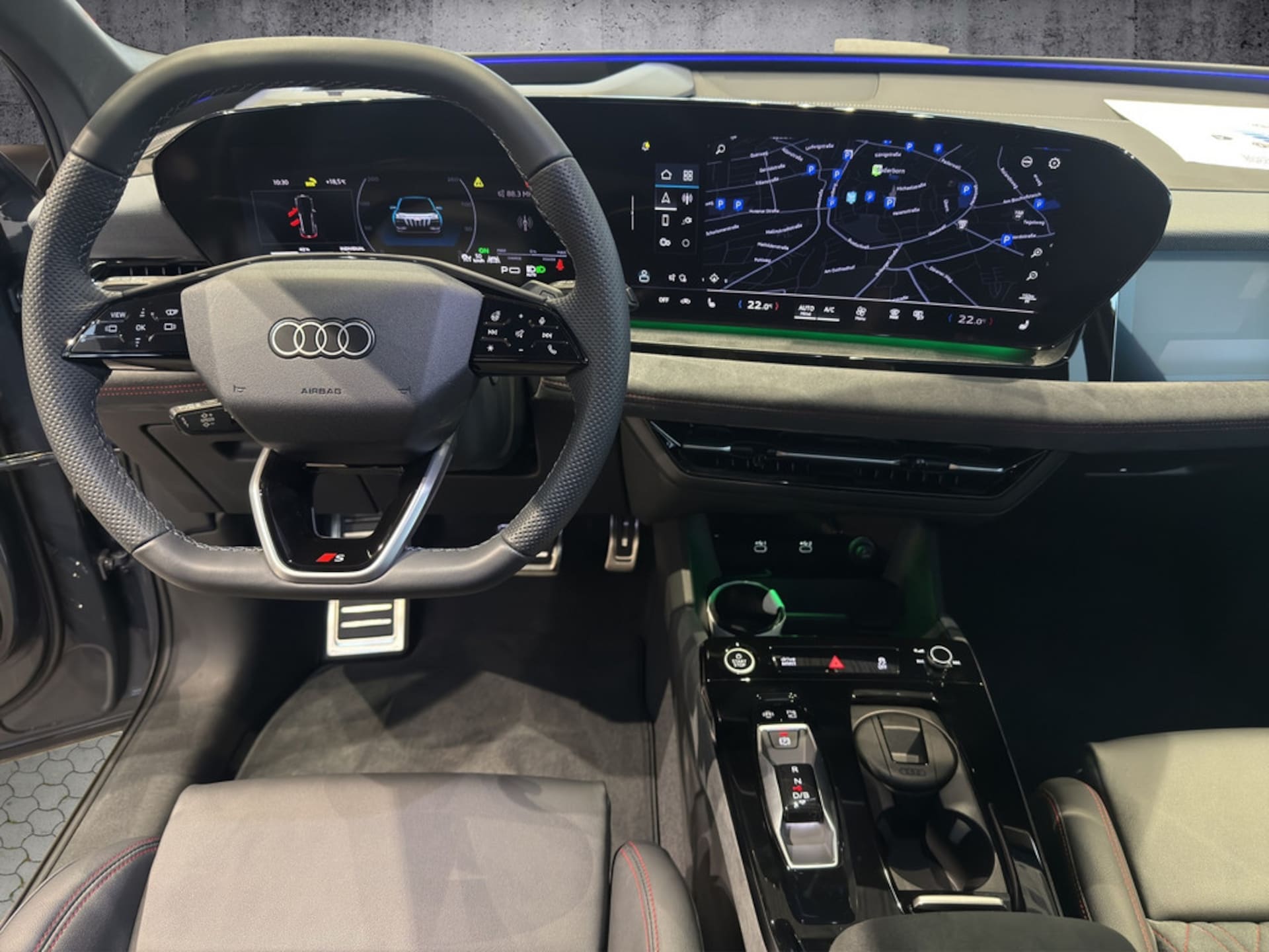Audi Q6 SUV e-tron