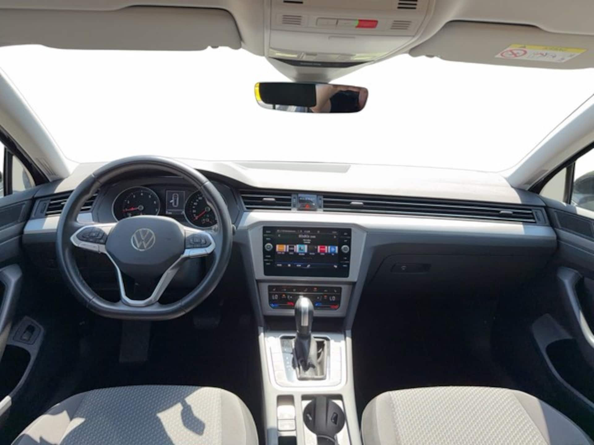 Volkswagen Passat Variant Basis-Modell
