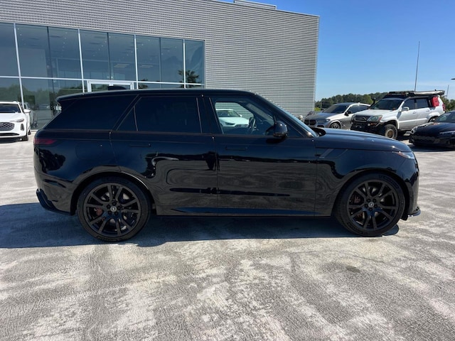 2025 Land Rover Range Rover Sport